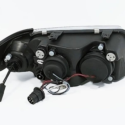 Fari Daylight LED per Audi A3 8L: Installazione Rapida