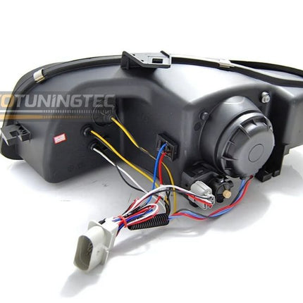 Fari anteriori LED plug & play per Audi A4 B7: guida all’installazione