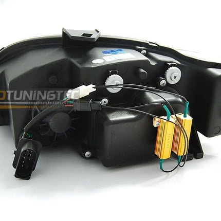 Installazione fari LED plug & play Audi A4 B7