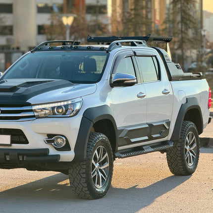 Modanature Laterali per Toyota Hilux 8ª Serie 2015+