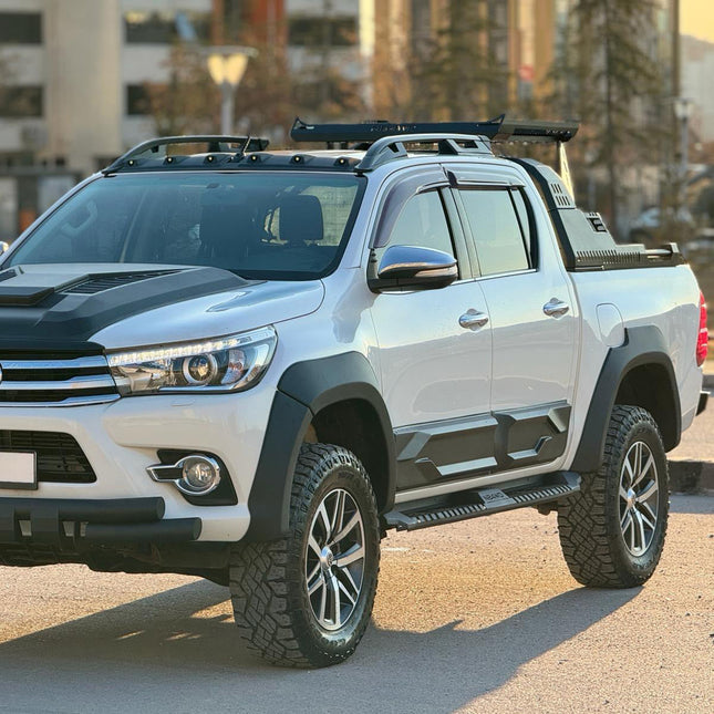 Modanature Laterali per Toyota Hilux 8ª Serie 2015+