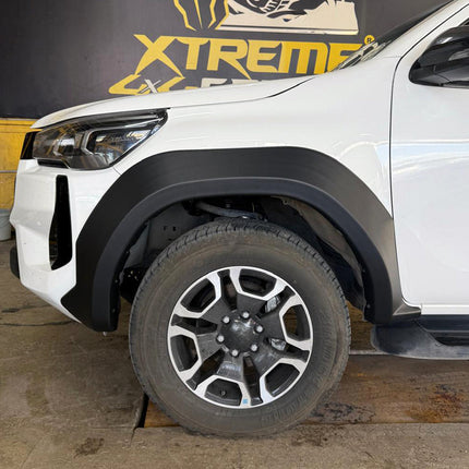 Allargamenti Parafanghi per Toyota Hilux 8ª Serie Facelift 2020+