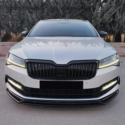 Splitter Anteriore per Škoda Superb MK3 Facelift 2019+