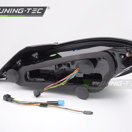 Mercedes CLA C117 2013-2019 Fanali Posteriori LED sequenziali Neri rosso