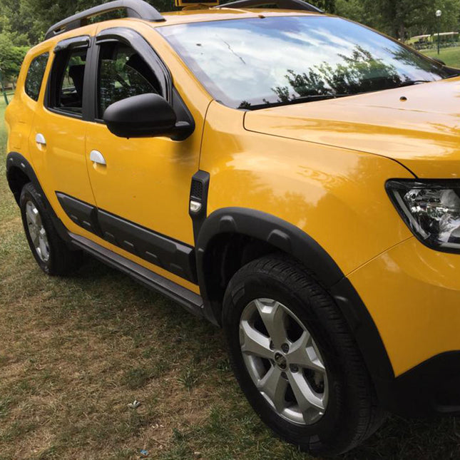Cornici Passaruota per Dacia Duster Serie 2 2018+ con Sensori Parcheggio (Off-Road)