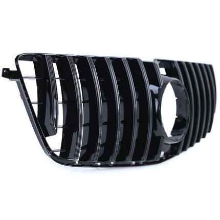 Mercedes GL X166 con nuova griglia anteriore AMG-Line 2012-2015, conferisce un aspetto aggressivo.