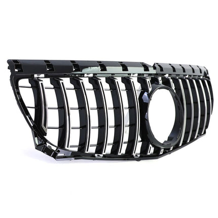 Dettaglio griglia GT Look AMG Mercedes W246 2011-2014, finitura nero lucida