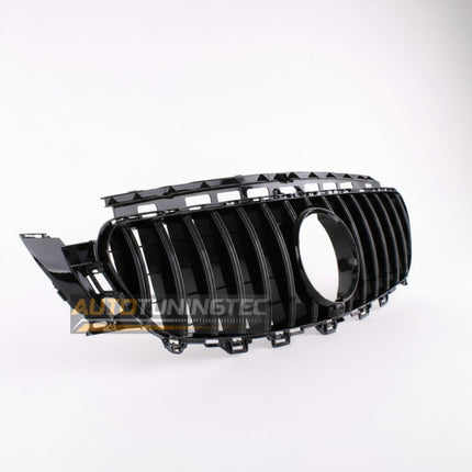 Dettaglio della griglia anteriore GT-R per Mercedes Classe E W213 con telecamera frontale, nero lucido