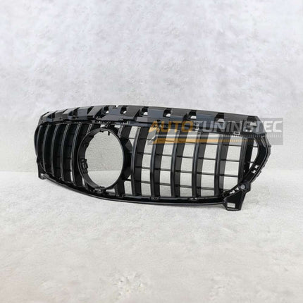 Migliora il look della tua Mercedes CLA C117 con questa griglia AMG GTR nero lucido