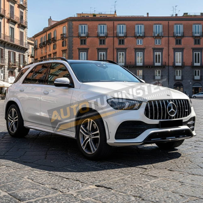 Dettaglio della calandra sportiva Mercedes GLE V167 C167, perfetta per modelli AMG-Line 2018-2023.