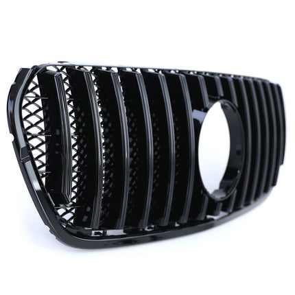 Mercedes Classe X W470 2017-2020 con calandra sportiva AMG GTR look, facile da installare.