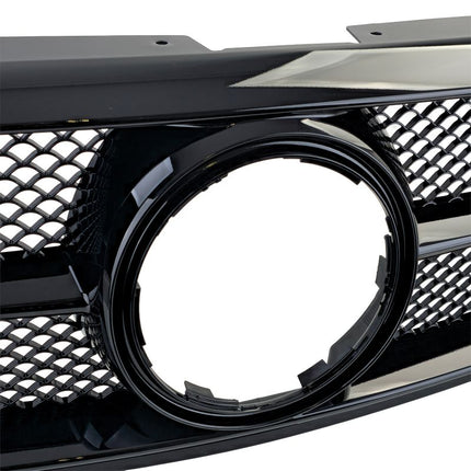 Calandra GTR look per Mercedes X W470, robusta e durevole, ideale per i modelli 2017-2020.