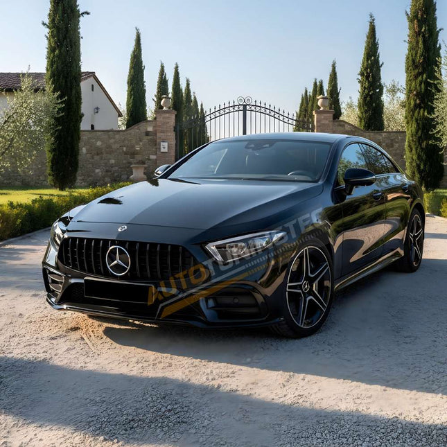Calandra sportiva Mercedes CLS C257 con design AMG Style, finitura premium