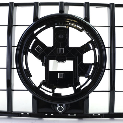 Vista frontale di Mercedes GLE C167 con calandra Sport GT nero lucido, compatibile con telecamera.