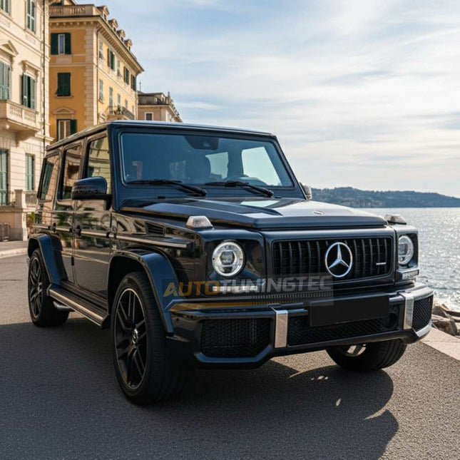 Griglia sportiva GT Look montata su Mercedes Classe G W463, anni 1990-2018.