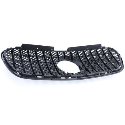 Foto ravvicinata della trama della griglia AMG GTR su Mercedes Classe X, dettaglio preciso.